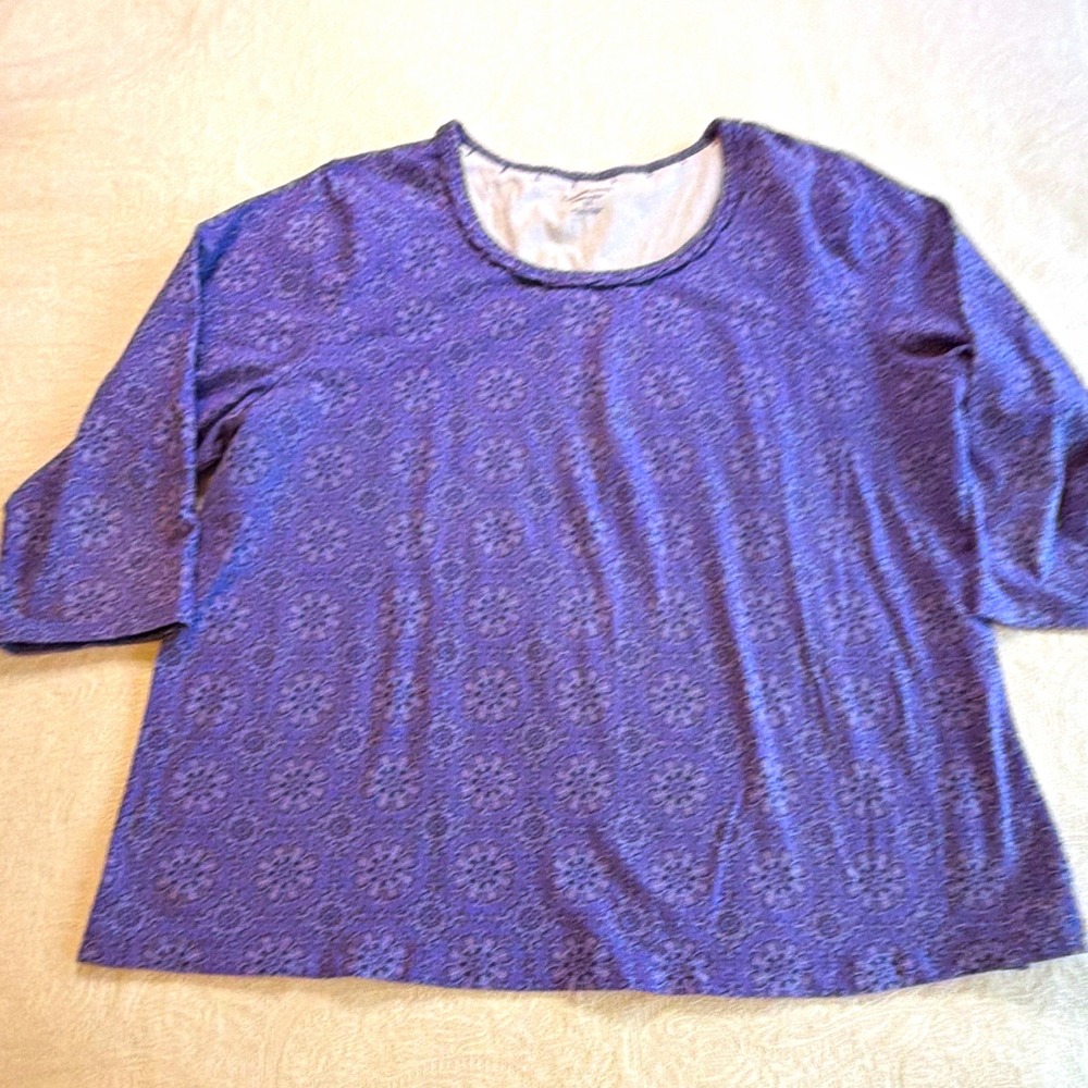 Croft & Barrow Women’s Plus 2X Purple Floral Knit Scoop Neck Long Sleeve Top